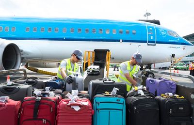 起飛前先上秤?航司對乘客稱體重為那般?