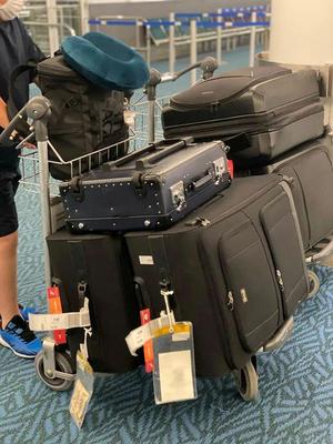 中國(guó)留學(xué)生入境日本被開箱40kg行李,看到里面裝的東西海關(guān)都傻眼了&hellip;